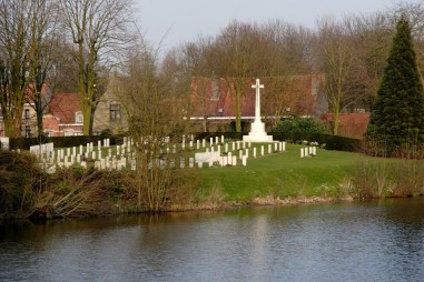 Ramparts Cemetery (CWGC)